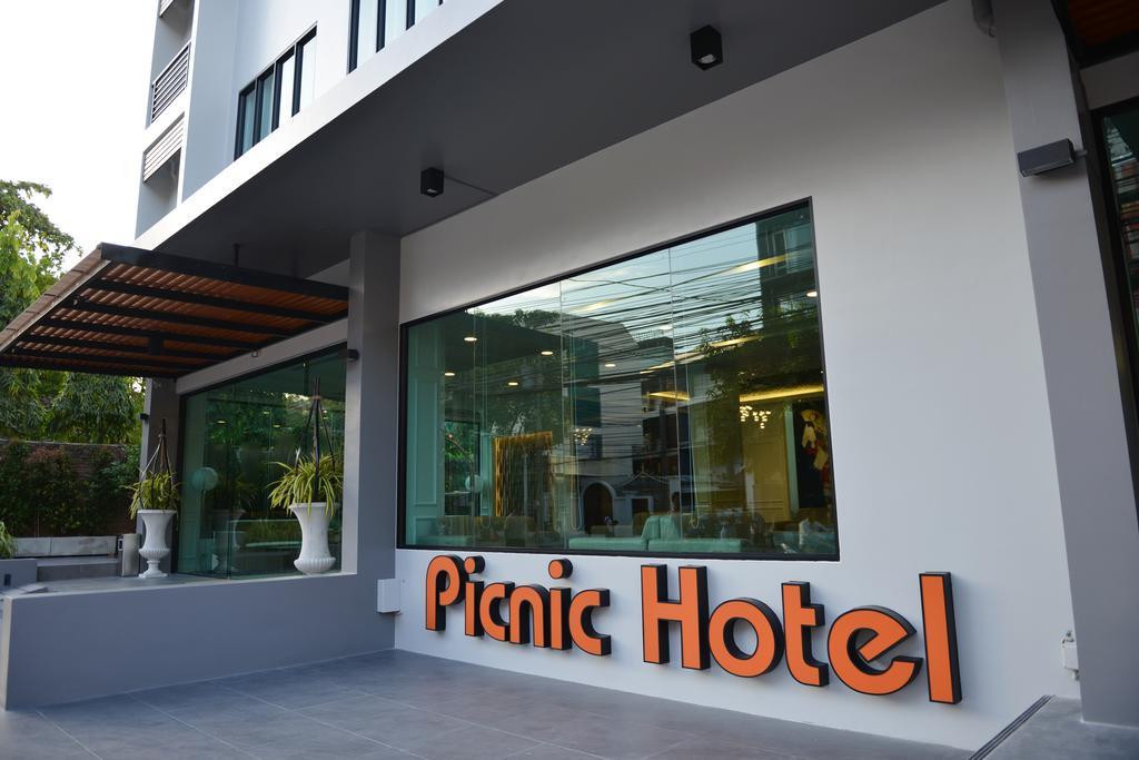 Picnic Hotel Bangkok - Rang Nam Exterior photo